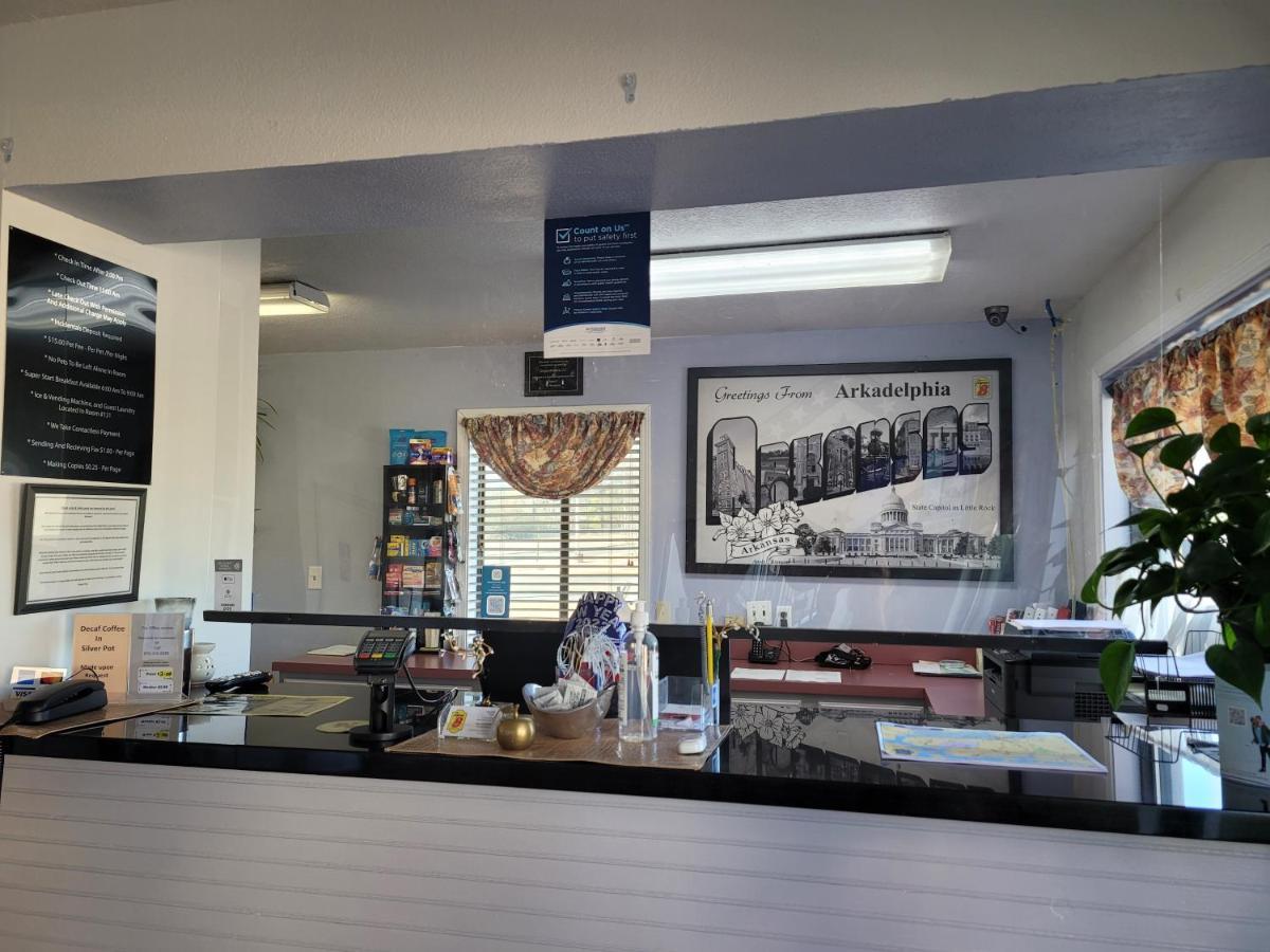 Super 8 By Wyndham Arkadelphia Caddo Valley Area Esterno foto