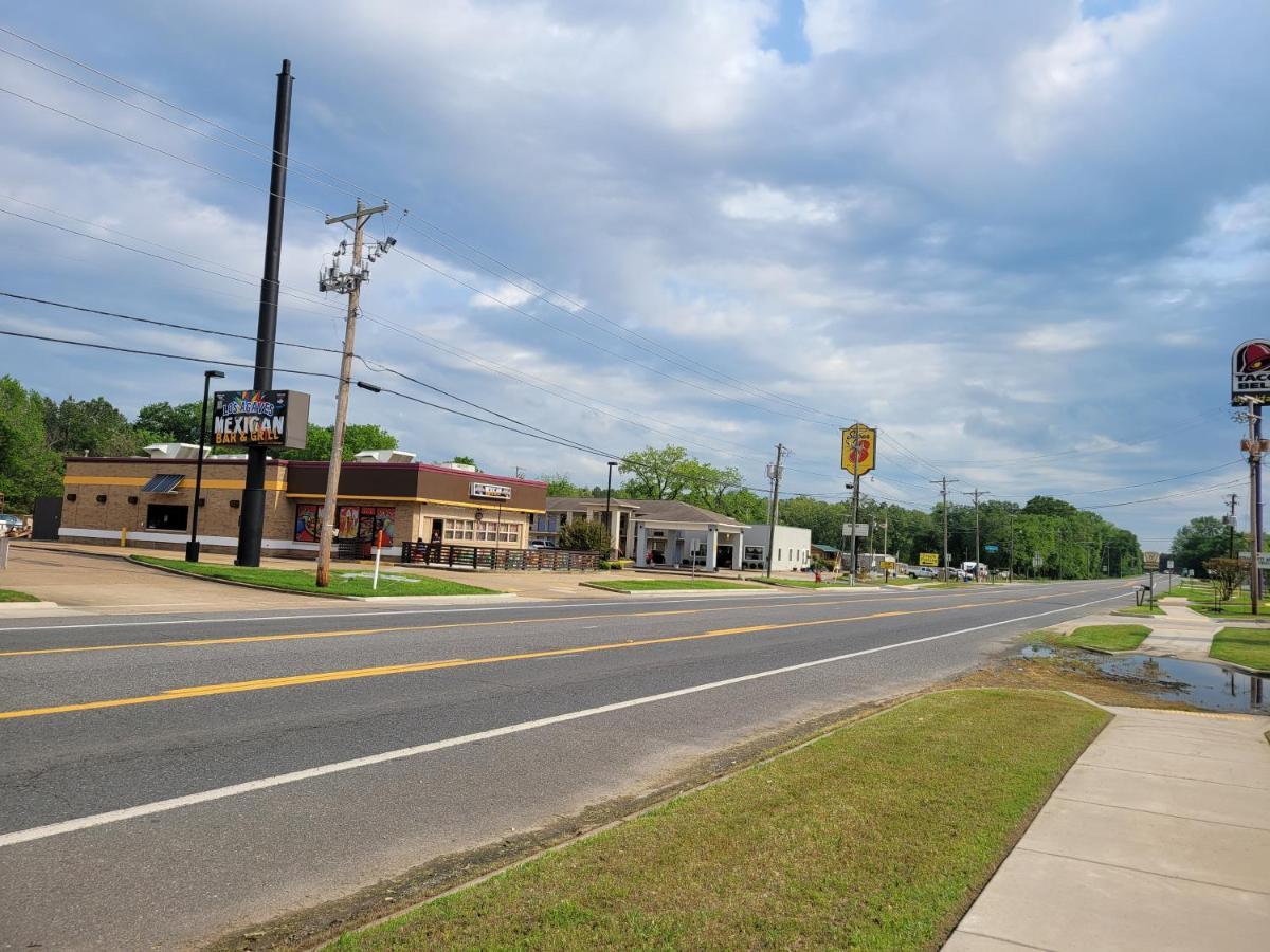 Super 8 By Wyndham Arkadelphia Caddo Valley Area Esterno foto