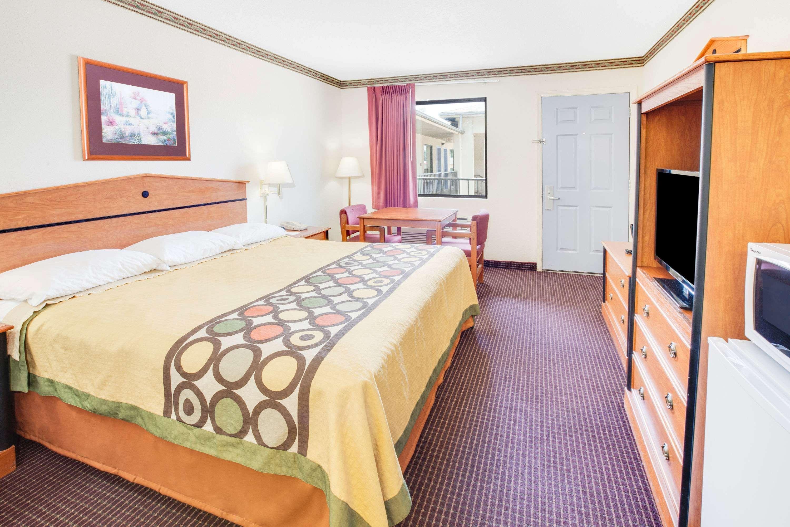 Super 8 By Wyndham Arkadelphia Caddo Valley Area Esterno foto