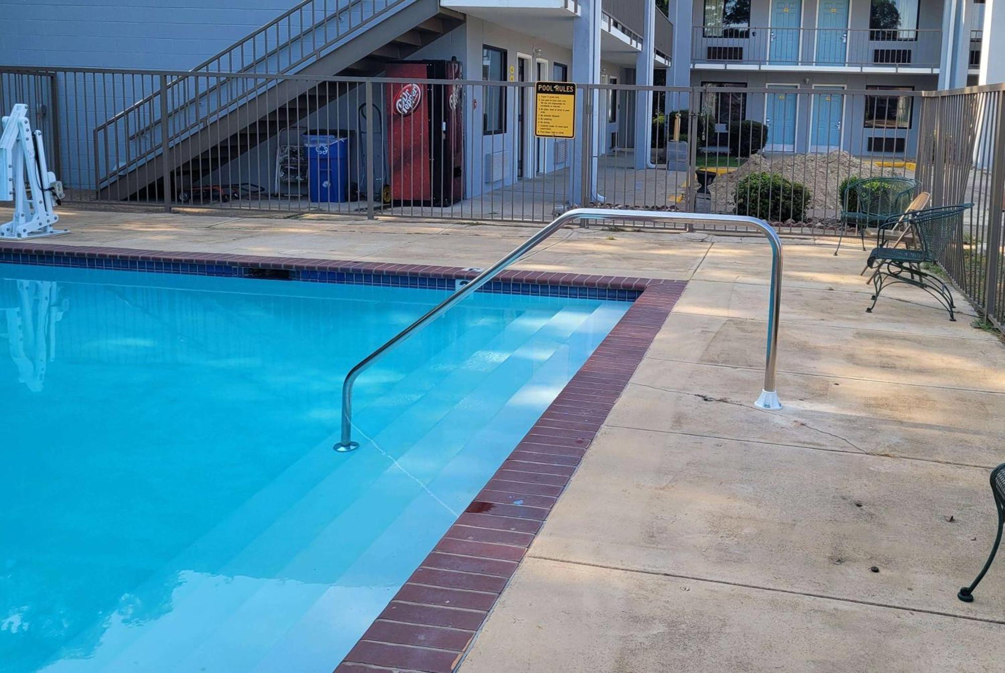 Super 8 By Wyndham Arkadelphia Caddo Valley Area Esterno foto