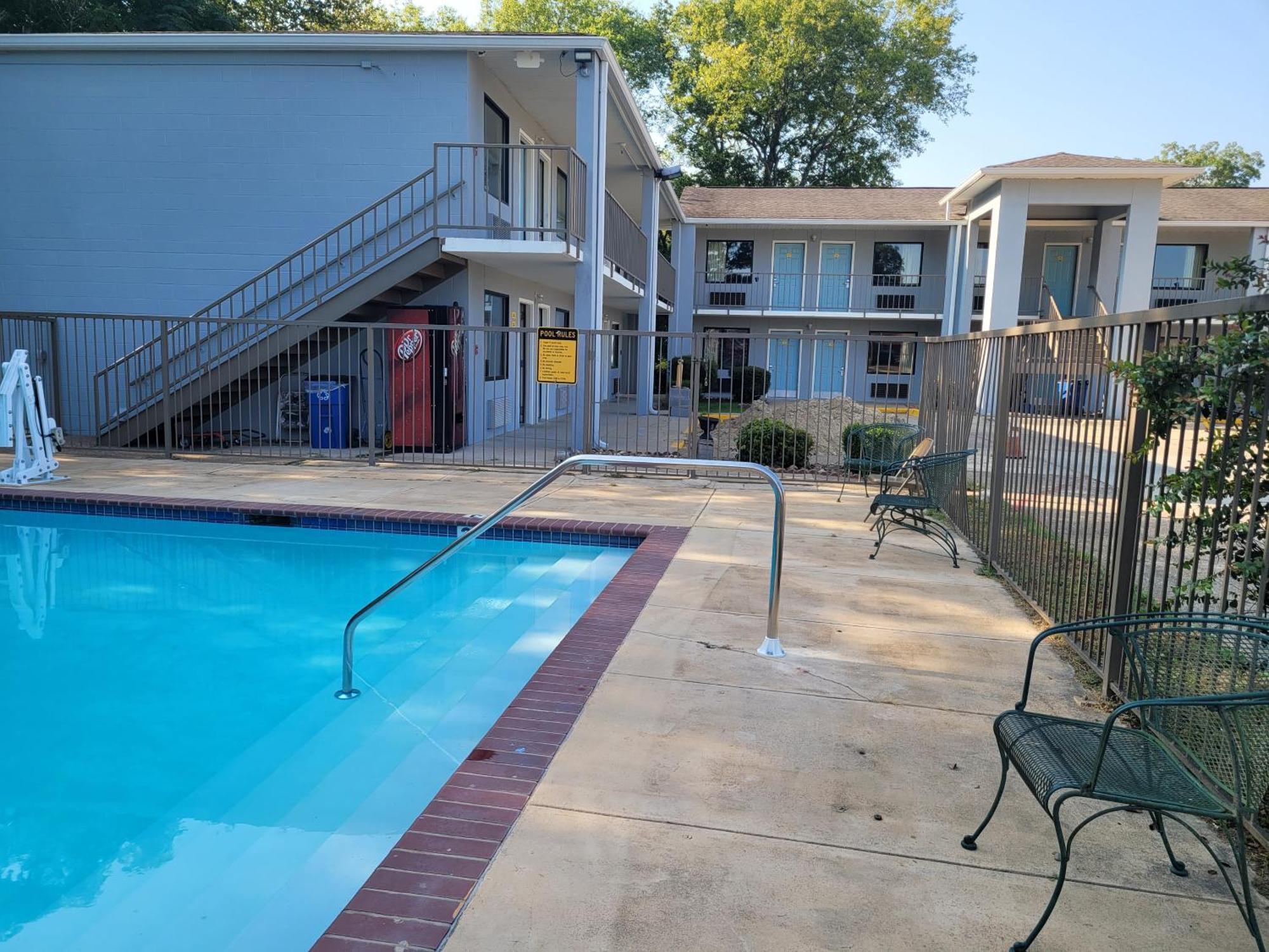 Super 8 By Wyndham Arkadelphia Caddo Valley Area Esterno foto